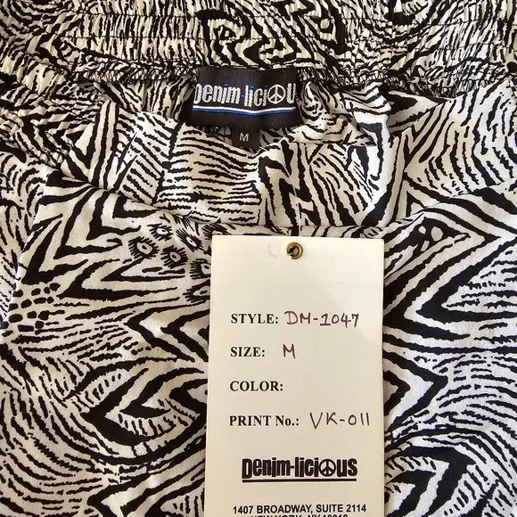 Denim Licious - Girls' Short Size M - Picture 3 of 5